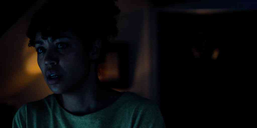 Oán Hồn (The Creeping) Oán Hồn (The Creeping)